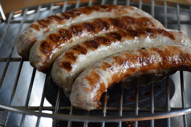 cantine college, saucisse